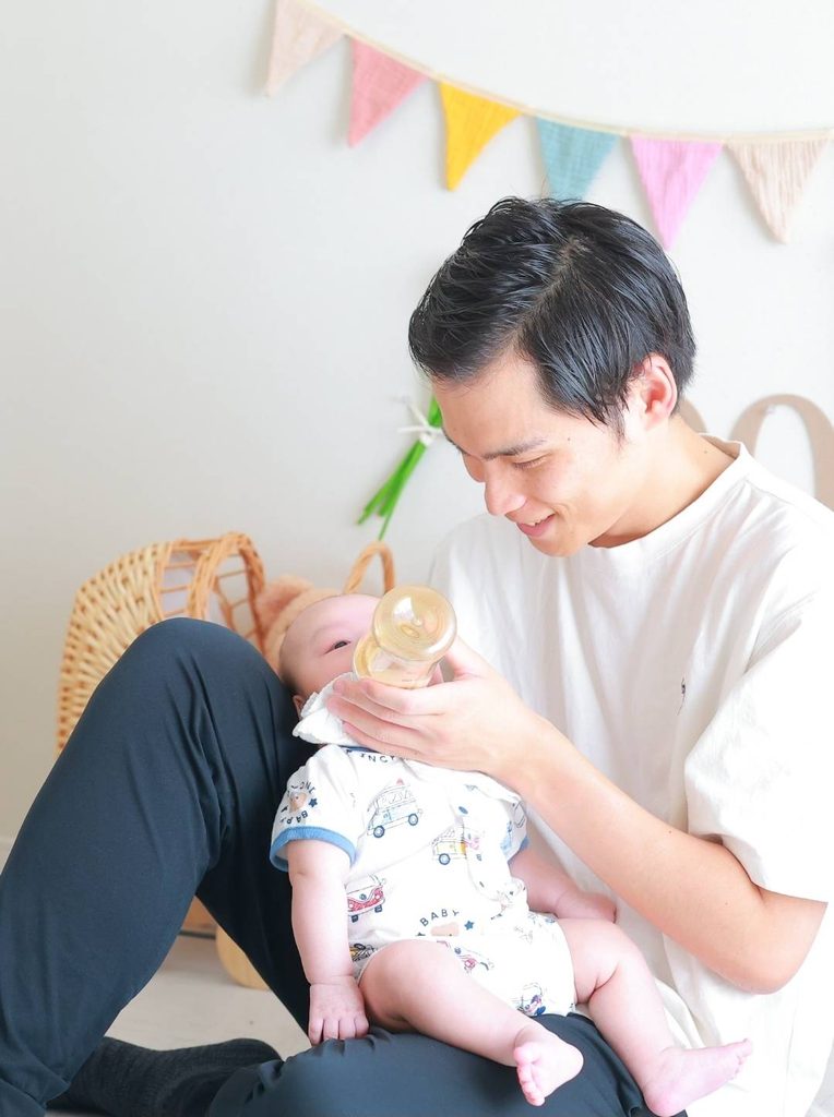 Aさんとお子さんの写真